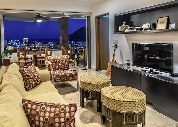 Villa Luxury - Great View - Easy Walk Everywhere! Cabo San Lucas