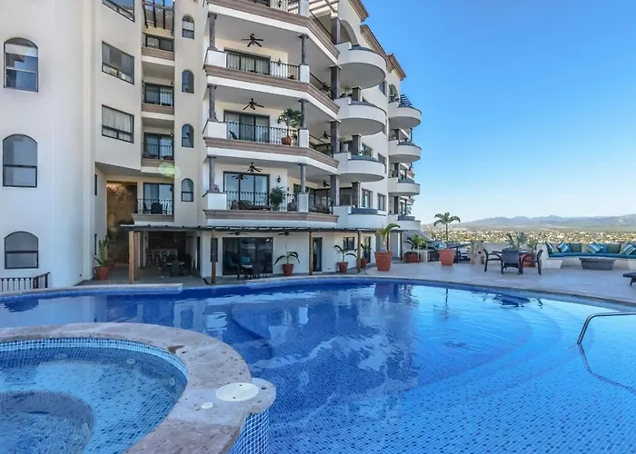 Luxury - Great View - Easy Walk Everywhere! Villa