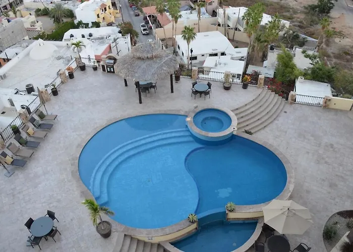 Luxury - Great View - Easy Walk Everywhere! *